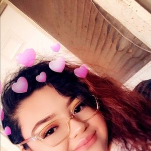 Meet your Posher, Angie